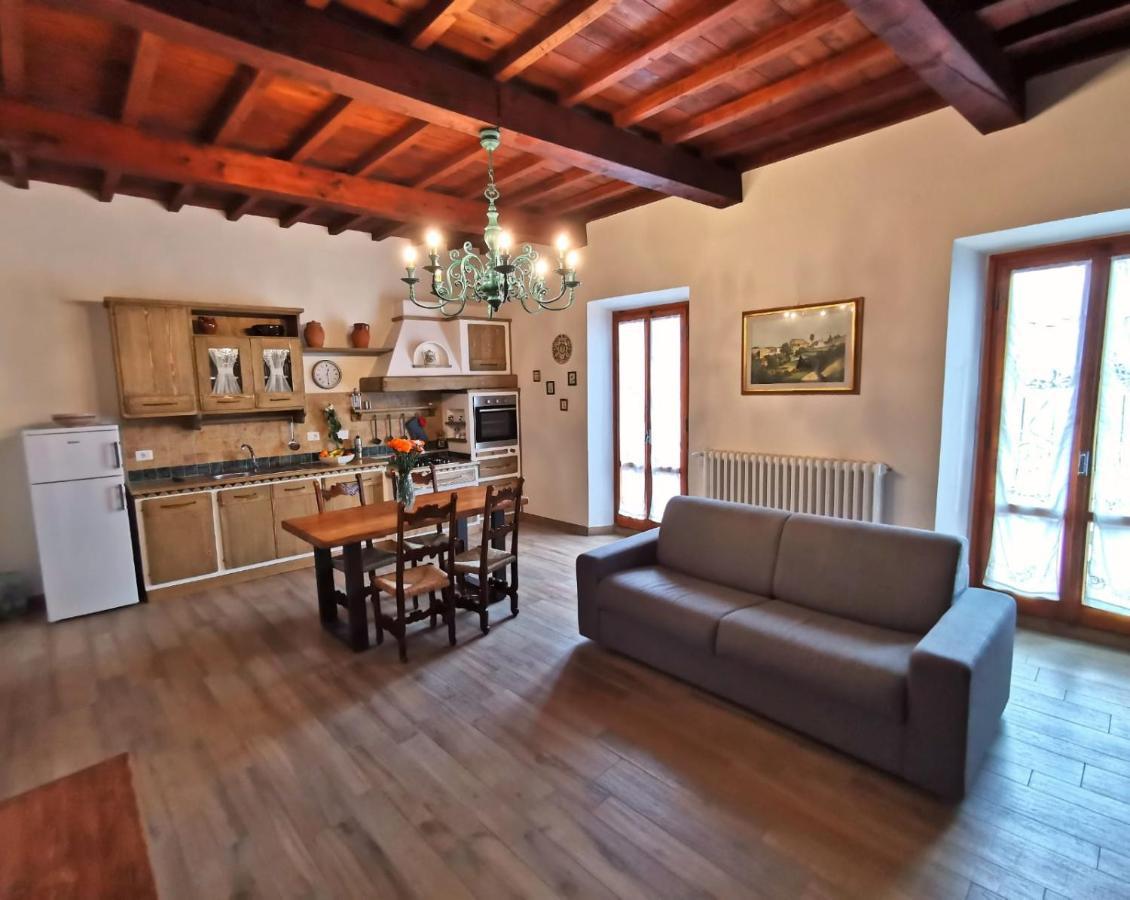 Casa Remo - Dolce Soggiorno Nella Piazza Di Greve Greve in Chianti Eksteriør billede